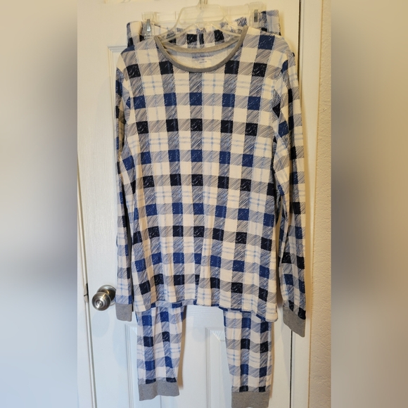 NWOT Adults Burt's Bees Baby Blue and white pajama set - Picture 2 of 6